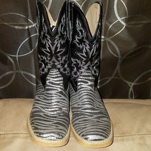 Girls Boots